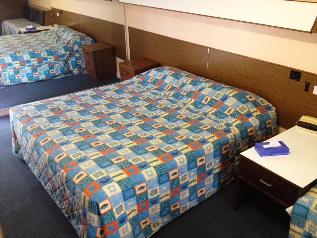 City Beach Motel Wollongong Room photo