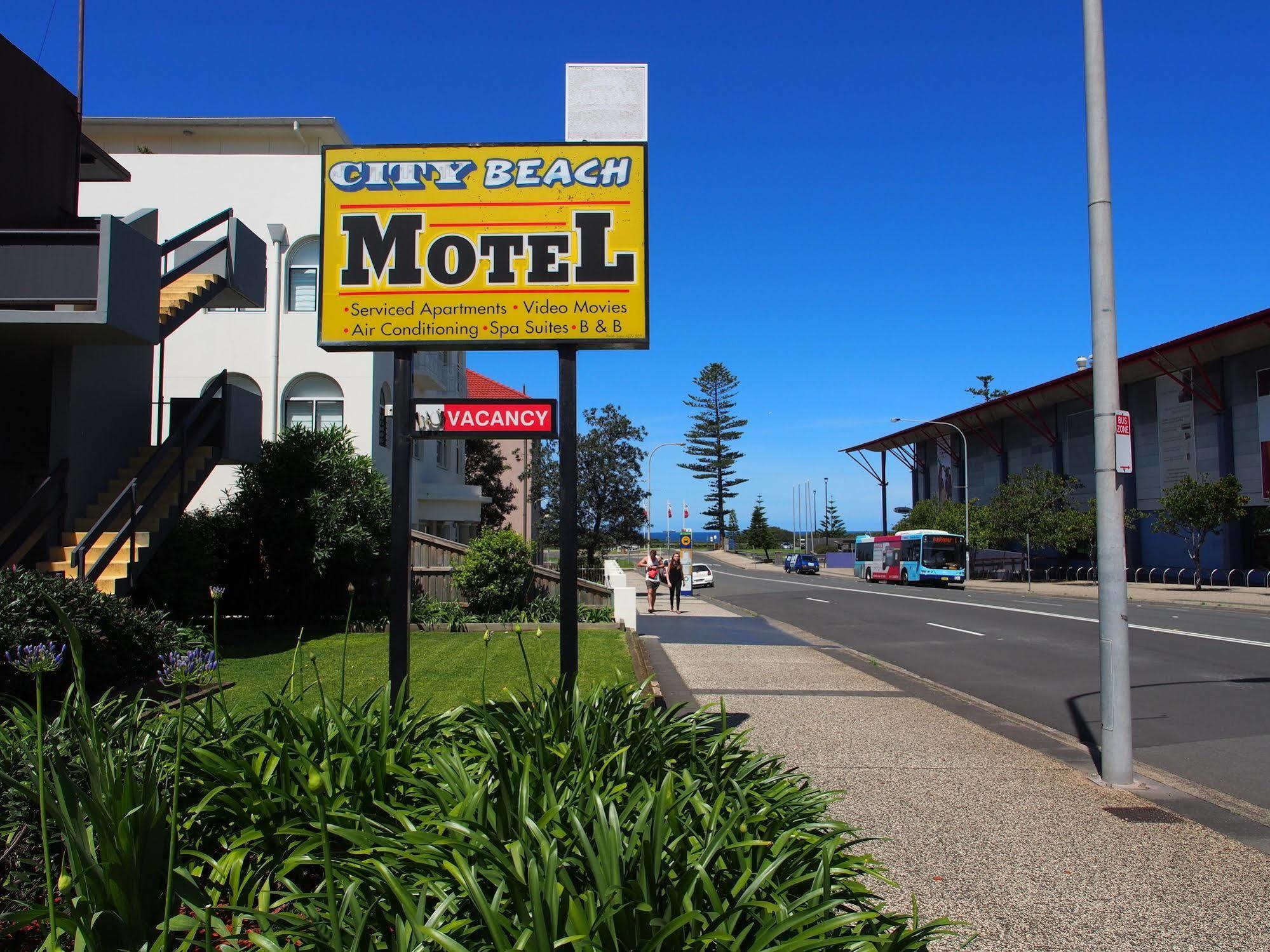 City Beach Motel Wollongong Exterior photo
