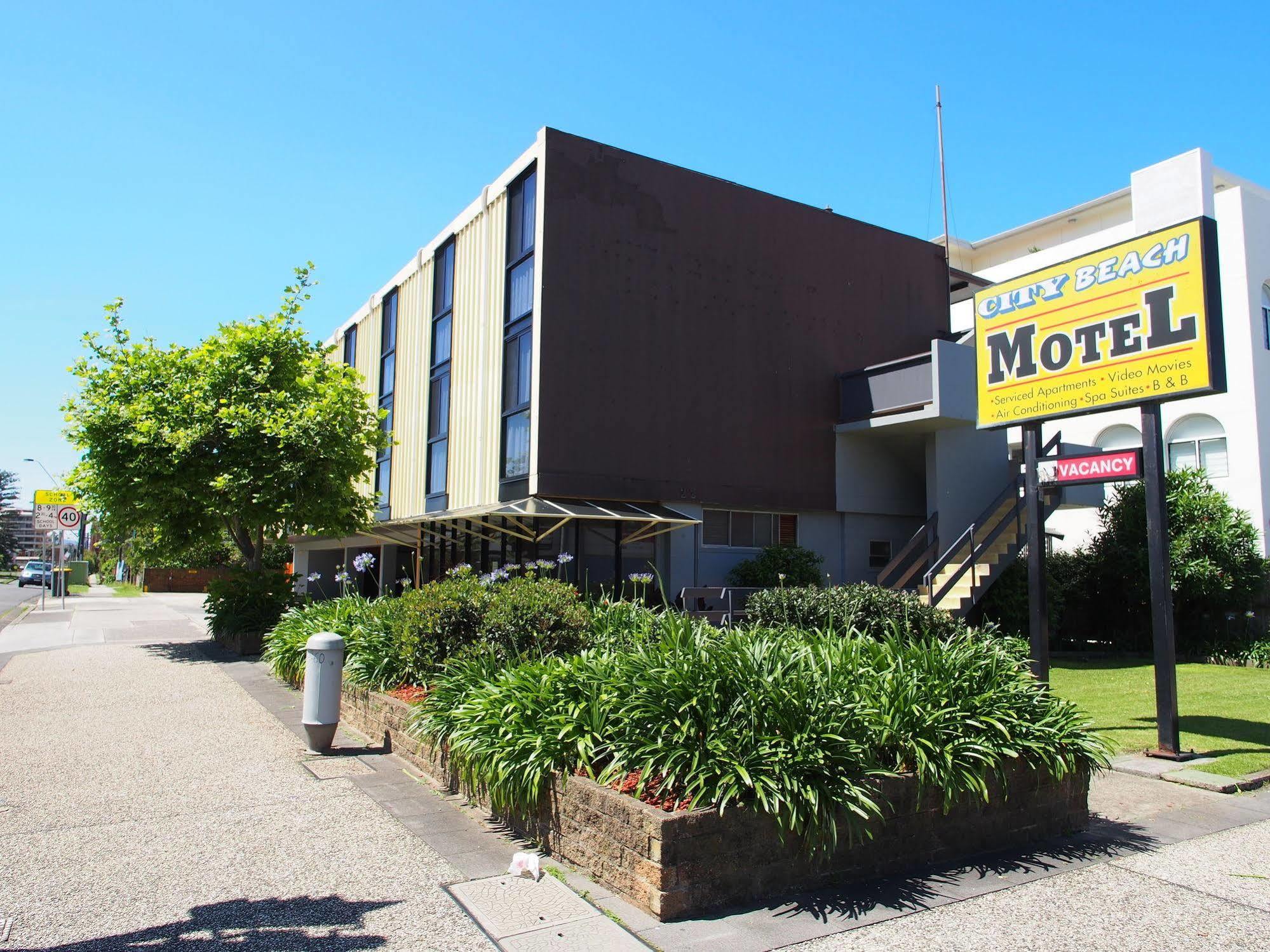 City Beach Motel Wollongong Exterior photo