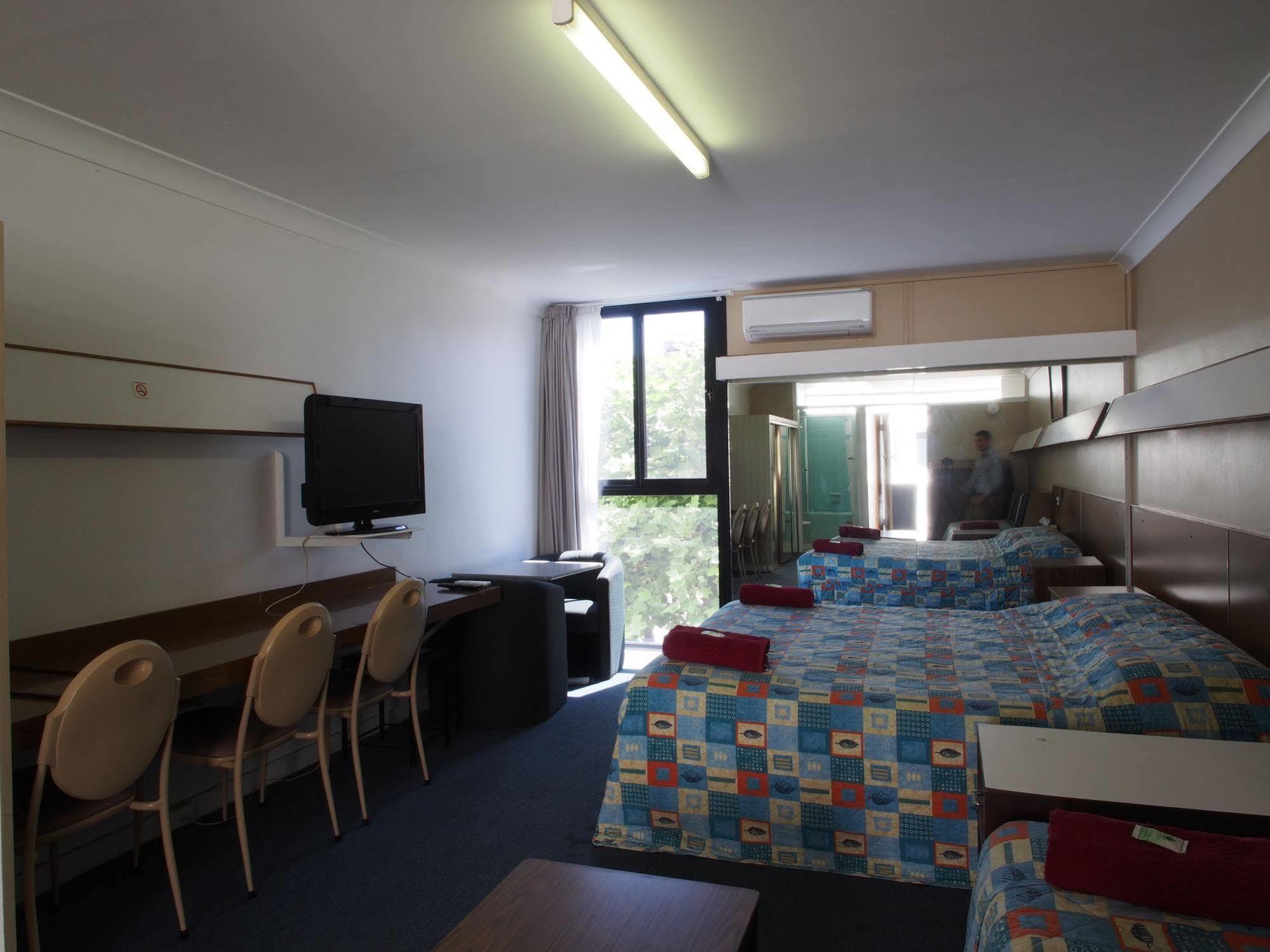 City Beach Motel Wollongong Exterior photo