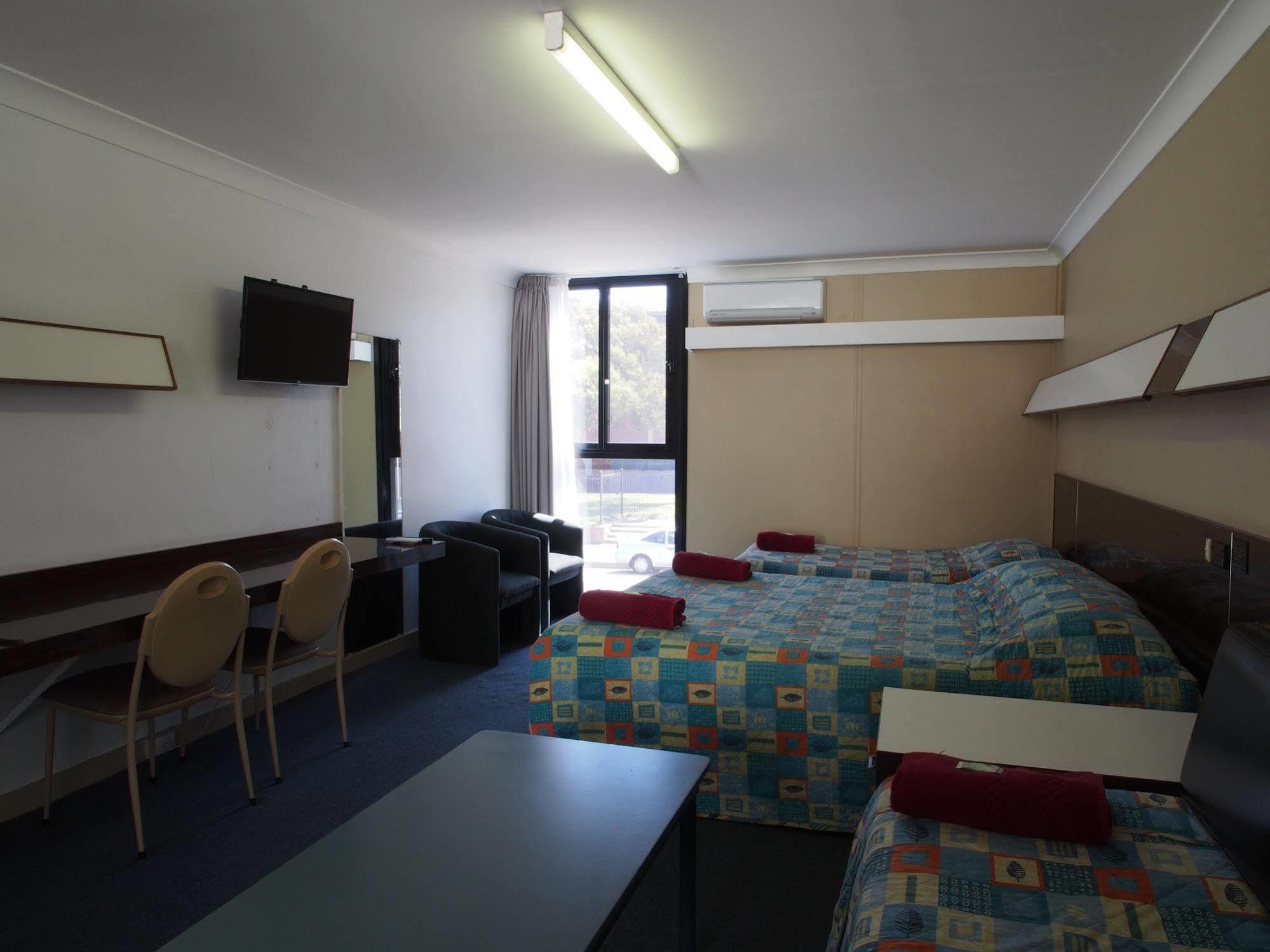 City Beach Motel Wollongong Exterior photo
